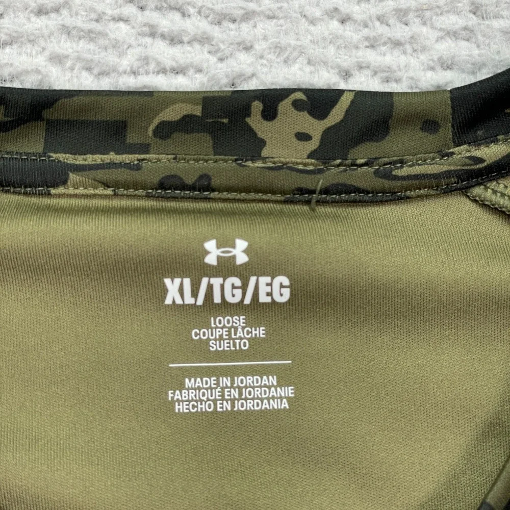 Under Armour Mens Freedom Camo T-Shirt XL Loose Fit USA Flag Tee